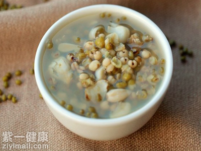 一,淋巴排毒之百合绿豆薏米汤