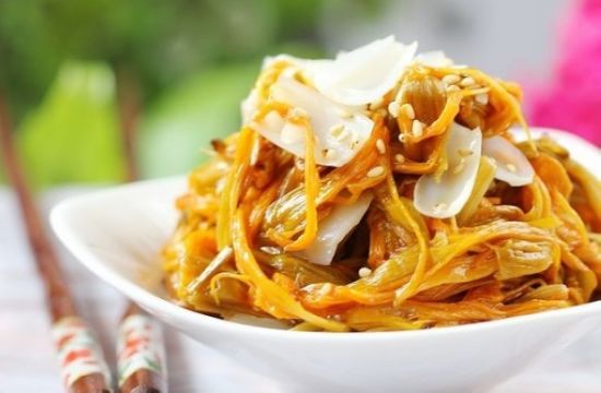 腮腺炎吃凉拌黄花菜丰城南海怡美食图片