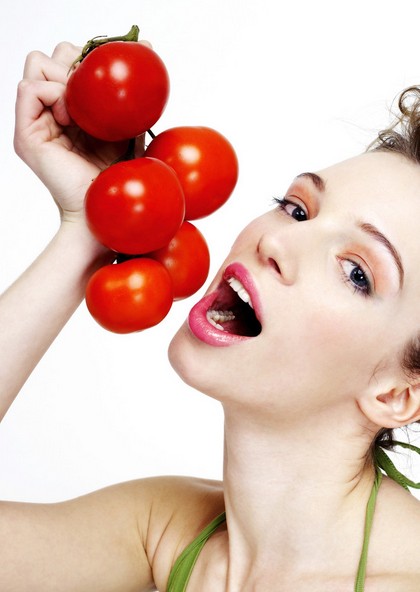 华宝通番茄红素是饭前吃还是饭后吃？