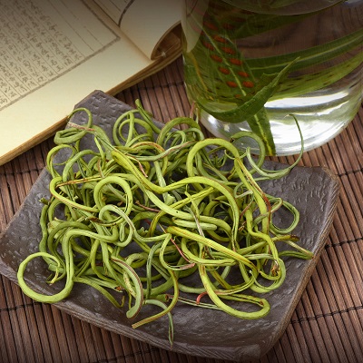 化石草